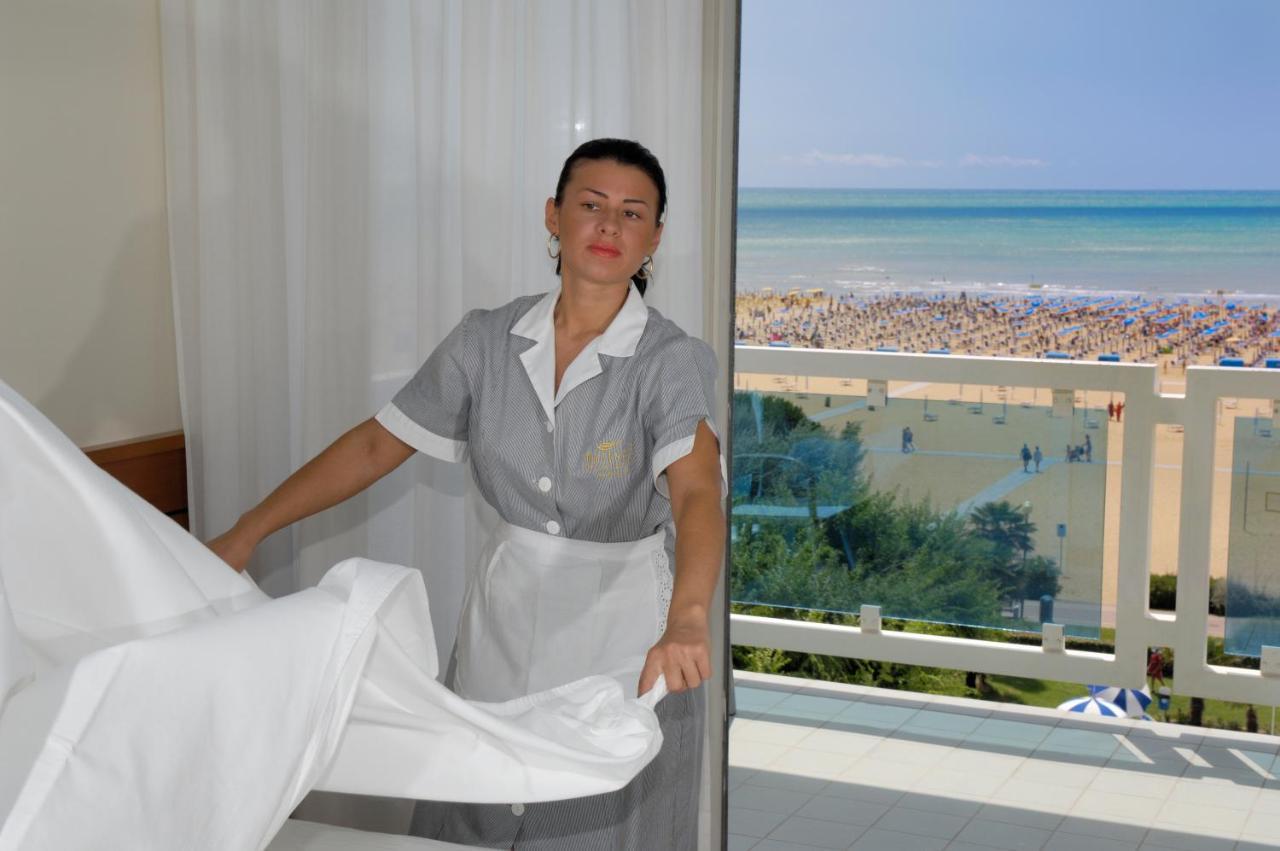 Majestic Beach Hotel & Wellness Бібіоне Екстер'єр фото